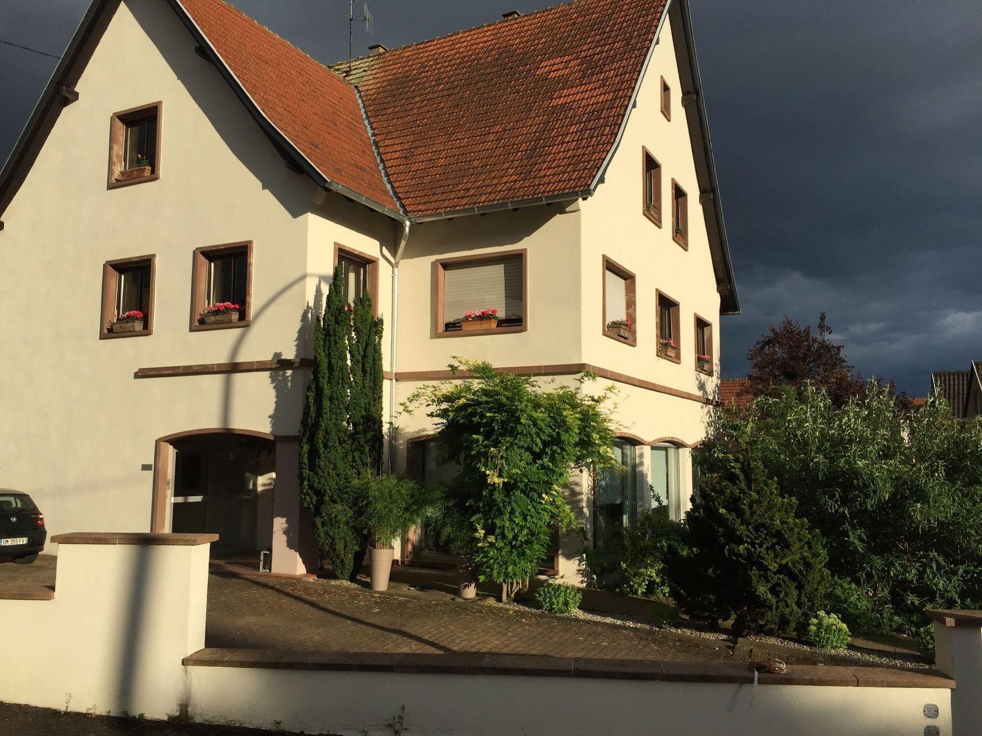 Chambres D'Hotes L'Ecrin Des Saveurs Schwenheim Екстериор снимка